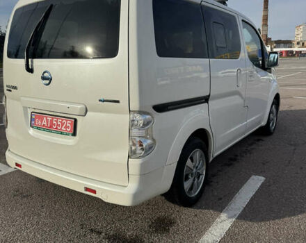 Белый Ниссан e-NV200, объемом двигателя 0 л и пробегом 117 тыс. км за 10750 $, фото 4 на Automoto.ua