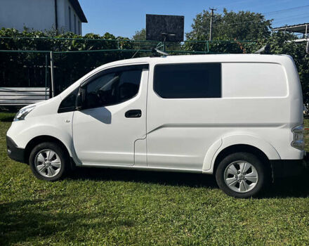 Белый Ниссан e-NV200, объемом двигателя 0 л и пробегом 74 тыс. км за 15800 $, фото 5 на Automoto.ua