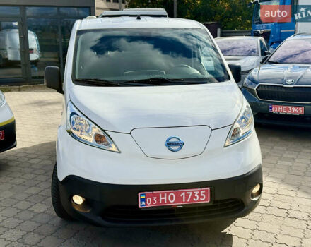 Белый Ниссан e-NV200, объемом двигателя 0 л и пробегом 27 тыс. км за 9800 $, фото 26 на Automoto.ua