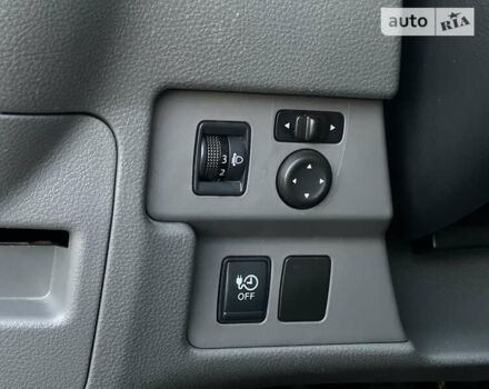 Білий Ніссан e-NV200, об'ємом двигуна 0 л та пробігом 82 тис. км за 16900 $, фото 21 на Automoto.ua