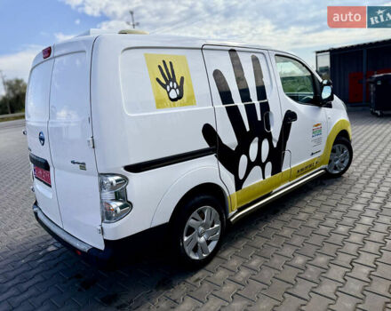 Белый Ниссан e-NV200, объемом двигателя 0 л и пробегом 40 тыс. км за 10900 $, фото 8 на Automoto.ua