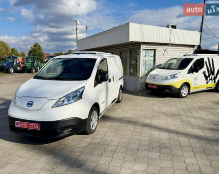 Белый Ниссан e-NV200, объемом двигателя 0 л и пробегом 27 тыс. км за 9800 $, фото 36 на Automoto.ua