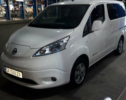 Белый Ниссан e-NV200, объемом двигателя 0 л и пробегом 156 тыс. км за 21500 $, фото 1 на Automoto.ua