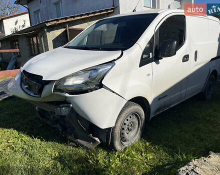 Белый Ниссан e-NV200, объемом двигателя 0 л и пробегом 107 тыс. км за 6000 $, фото 4 на Automoto.ua