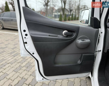 Белый Ниссан e-NV200, объемом двигателя 0 л и пробегом 88 тыс. км за 12350 $, фото 12 на Automoto.ua