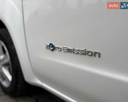 Белый Ниссан e-NV200, объемом двигателя 0 л и пробегом 88 тыс. км за 12350 $, фото 9 на Automoto.ua