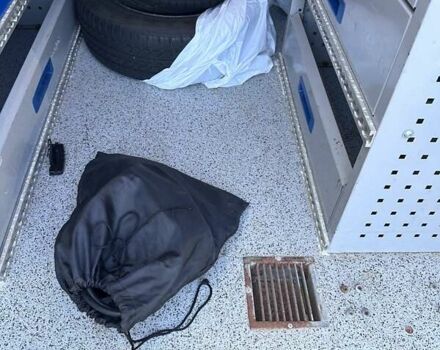 Білий Ніссан e-NV200, об'ємом двигуна 0 л та пробігом 29 тис. км за 10799 $, фото 24 на Automoto.ua