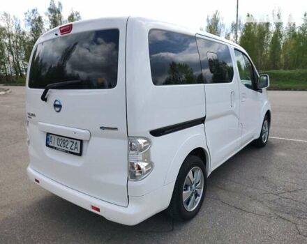 Белый Ниссан e-NV200, объемом двигателя 0 л и пробегом 139 тыс. км за 16900 $, фото 4 на Automoto.ua