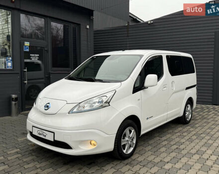 Белый Ниссан e-NV200, объемом двигателя 0 л и пробегом 88 тыс. км за 12350 $, фото 1 на Automoto.ua