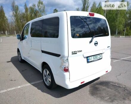 Белый Ниссан e-NV200, объемом двигателя 0 л и пробегом 139 тыс. км за 16900 $, фото 9 на Automoto.ua