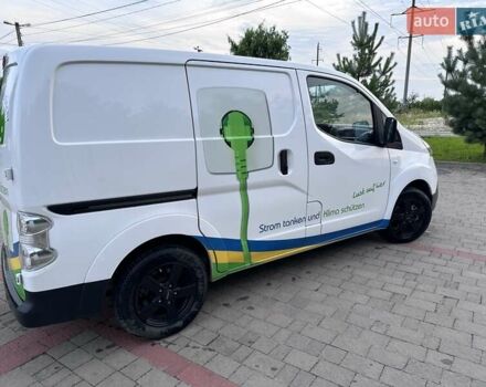 Білий Ніссан e-NV200, об'ємом двигуна 0 л та пробігом 29 тис. км за 10799 $, фото 7 на Automoto.ua