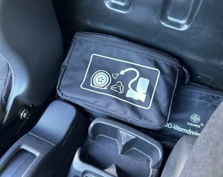 Білий Ніссан e-NV200, об'ємом двигуна 0 л та пробігом 29 тис. км за 10799 $, фото 28 на Automoto.ua