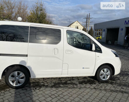 Білий Ніссан e-NV200, об'ємом двигуна 0 л та пробігом 59 тис. км за 20400 $, фото 18 на Automoto.ua