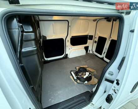 Білий Ніссан e-NV200, об'ємом двигуна 0 л та пробігом 52 тис. км за 14600 $, фото 29 на Automoto.ua