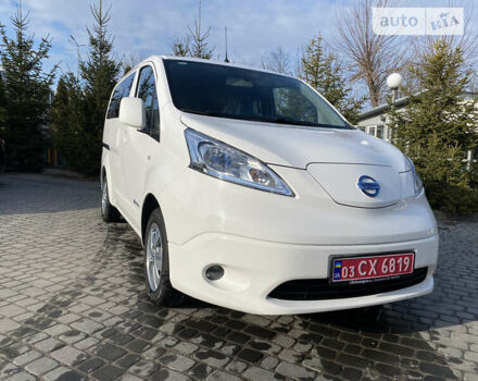 Белый Ниссан e-NV200, объемом двигателя 0 л и пробегом 59 тыс. км за 20400 $, фото 20 на Automoto.ua