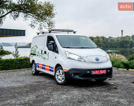 Білий Ніссан e-NV200, об'ємом двигуна 0 л та пробігом 82 тис. км за 13400 $, фото 34 на Automoto.ua