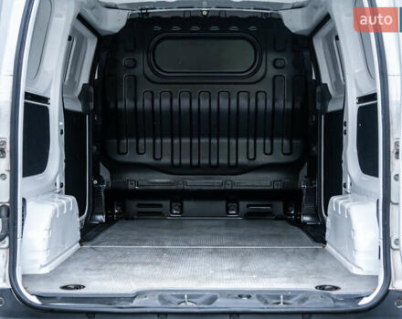 Білий Ніссан e-NV200, об'ємом двигуна 0 л та пробігом 82 тис. км за 13400 $, фото 12 на Automoto.ua