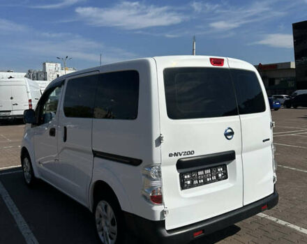 Білий Ніссан e-NV200, об'ємом двигуна 0 л та пробігом 73 тис. км за 13200 $, фото 3 на Automoto.ua