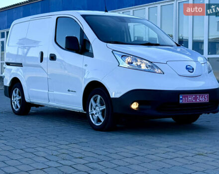 Білий Ніссан e-NV200, об'ємом двигуна 0 л та пробігом 52 тис. км за 14600 $, фото 2 на Automoto.ua