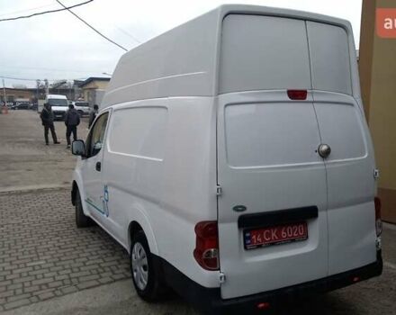 Белый Ниссан e-NV200, объемом двигателя 0 л и пробегом 58 тыс. км за 13100 $, фото 6 на Automoto.ua