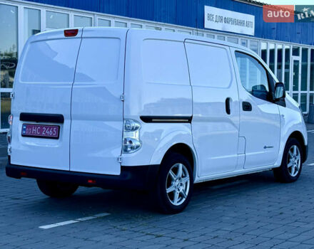 Білий Ніссан e-NV200, об'ємом двигуна 0 л та пробігом 52 тис. км за 14600 $, фото 3 на Automoto.ua