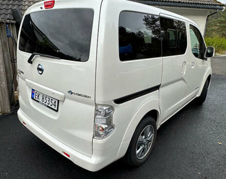 Белый Ниссан e-NV200, объемом двигателя 0 л и пробегом 132 тыс. км за 13200 $, фото 7 на Automoto.ua