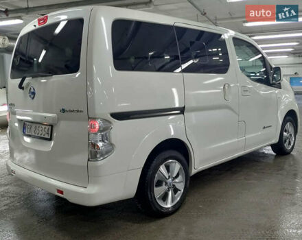Белый Ниссан e-NV200, объемом двигателя 0 л и пробегом 132 тыс. км за 13200 $, фото 3 на Automoto.ua