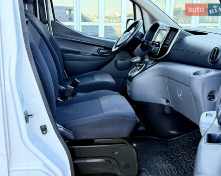 Білий Ніссан e-NV200, об'ємом двигуна 0 л та пробігом 52 тис. км за 14600 $, фото 21 на Automoto.ua
