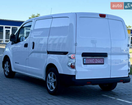 Білий Ніссан e-NV200, об'ємом двигуна 0 л та пробігом 52 тис. км за 14600 $, фото 5 на Automoto.ua