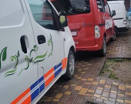 Білий Ніссан e-NV200, об'ємом двигуна 0 л та пробігом 82 тис. км за 13400 $, фото 3 на Automoto.ua