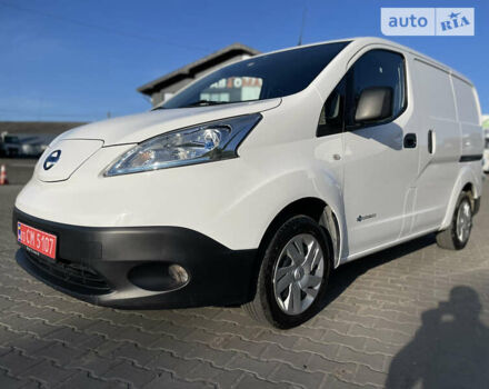 Білий Ніссан e-NV200, об'ємом двигуна 0 л та пробігом 51 тис. км за 15000 $, фото 1 на Automoto.ua