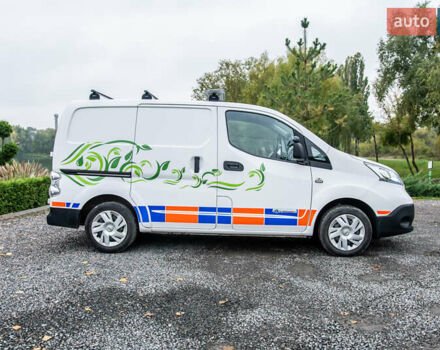 Білий Ніссан e-NV200, об'ємом двигуна 0 л та пробігом 82 тис. км за 13400 $, фото 16 на Automoto.ua