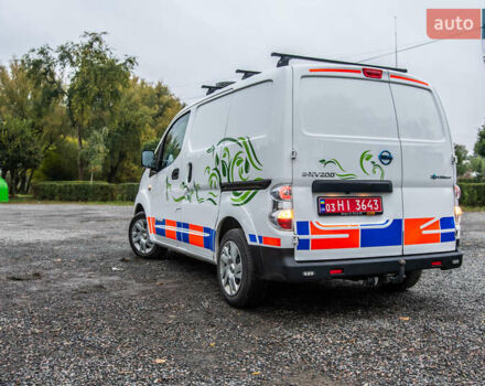 Білий Ніссан e-NV200, об'ємом двигуна 0 л та пробігом 82 тис. км за 13400 $, фото 9 на Automoto.ua