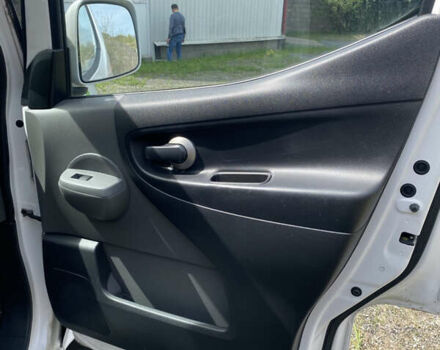 Білий Ніссан e-NV200, об'ємом двигуна 0 л та пробігом 177 тис. км за 13942 $, фото 15 на Automoto.ua