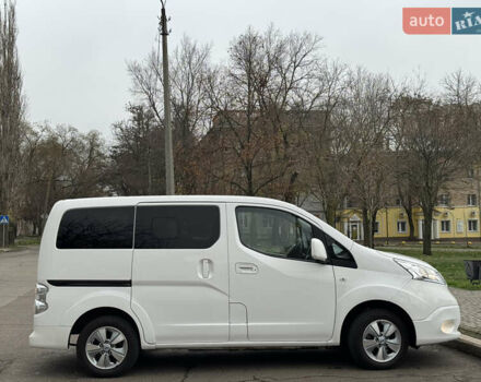 Білий Ніссан e-NV200, об'ємом двигуна 0 л та пробігом 179 тис. км за 15300 $, фото 2 на Automoto.ua