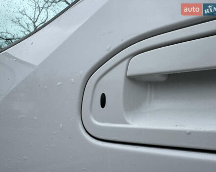 Білий Ніссан e-NV200, об'ємом двигуна 0 л та пробігом 179 тис. км за 15300 $, фото 23 на Automoto.ua