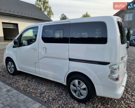 Белый Ниссан e-NV200, объемом двигателя 0 л и пробегом 202 тыс. км за 13300 $, фото 7 на Automoto.ua