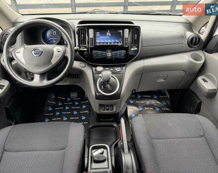 Белый Ниссан e-NV200, объемом двигателя 0 л и пробегом 125 тыс. км за 15900 $, фото 3 на Automoto.ua