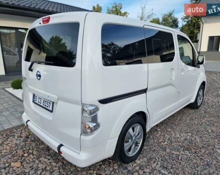 Белый Ниссан e-NV200, объемом двигателя 0 л и пробегом 202 тыс. км за 13300 $, фото 4 на Automoto.ua