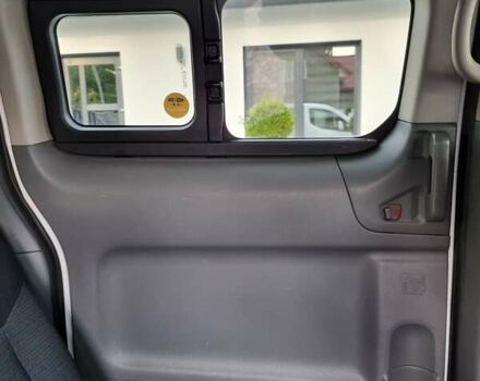 Белый Ниссан e-NV200, объемом двигателя 0 л и пробегом 202 тыс. км за 13300 $, фото 26 на Automoto.ua