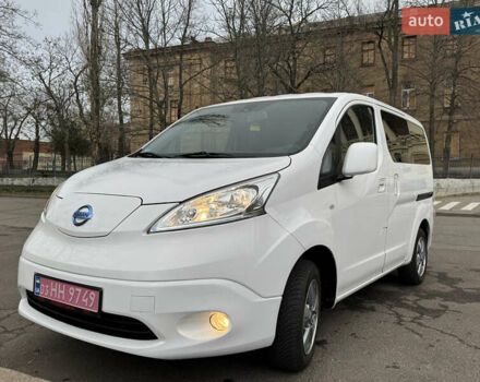 Білий Ніссан e-NV200, об'ємом двигуна 0 л та пробігом 179 тис. км за 15300 $, фото 24 на Automoto.ua