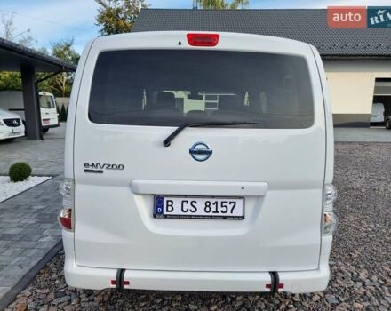 Белый Ниссан e-NV200, объемом двигателя 0 л и пробегом 202 тыс. км за 13300 $, фото 5 на Automoto.ua