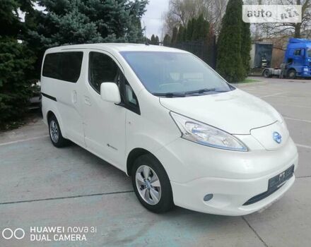 Белый Ниссан e-NV200, объемом двигателя 0 л и пробегом 61 тыс. км за 27900 $, фото 10 на Automoto.ua