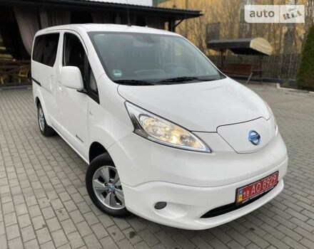 Білий Ніссан e-NV200, об'ємом двигуна 0 л та пробігом 21 тис. км за 22800 $, фото 3 на Automoto.ua