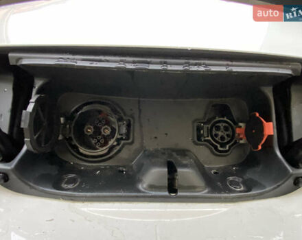 Белый Ниссан e-NV200, объемом двигателя 0 л и пробегом 47 тыс. км за 17888 $, фото 27 на Automoto.ua