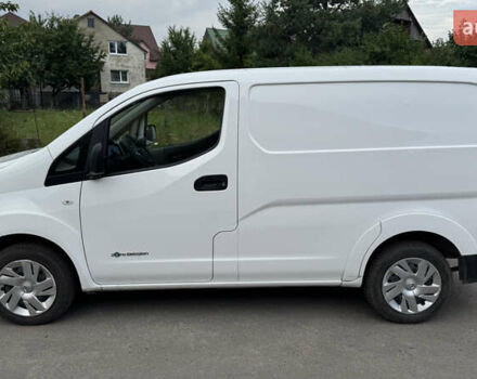 Белый Ниссан e-NV200, объемом двигателя 0 л и пробегом 80 тыс. км за 13500 $, фото 9 на Automoto.ua