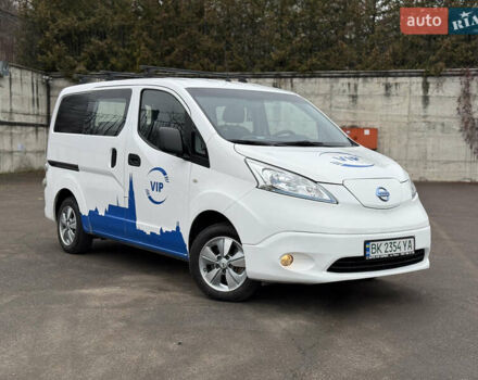 Белый Ниссан e-NV200, объемом двигателя 0 л и пробегом 50 тыс. км за 17899 $, фото 6 на Automoto.ua