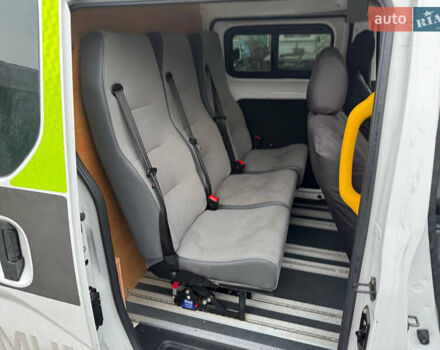 Белый Ниссан e-NV200, объемом двигателя 0 л и пробегом 200 тыс. км за 8950 $, фото 4 на Automoto.ua