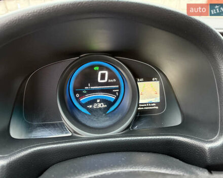 Белый Ниссан e-NV200, объемом двигателя 0 л и пробегом 50 тыс. км за 17899 $, фото 51 на Automoto.ua