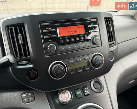 Белый Ниссан e-NV200, объемом двигателя 0 л и пробегом 50 тыс. км за 17899 $, фото 52 на Automoto.ua